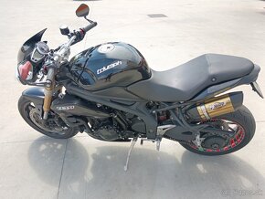 Triumph speed triple 1050 - 2