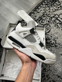 Jordan 4 military Black - 2