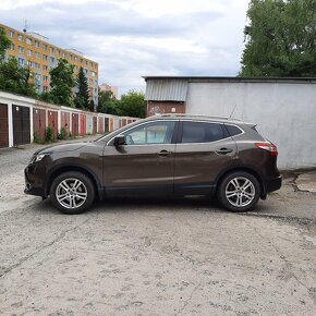 LAPAČE NEČISTOT NISSAN QASHQAI J 11 - 2