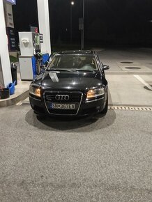 Audi A8 d3 - 2