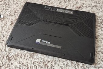 Asus TUF Gaming FX505DV-AL004T Stealth Black kovový - 2