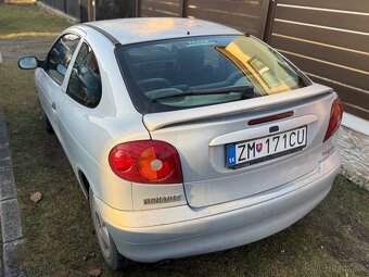 Renault Megane coupe SR vozidlo - 2