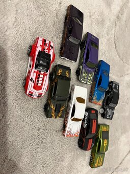 Hot wheels - 2