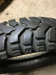 Mitas E07 Dakar 90/90 R21 a 140/80 R18 - 2