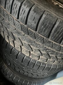 Bmw 215/60 R17 Zimne - 2