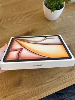 Predám iPad Air 128GB 11-inch (M2) - 2