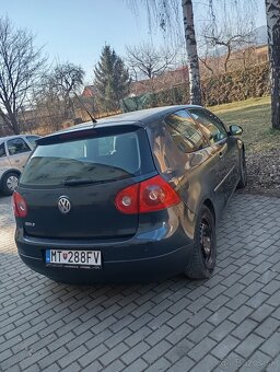 Volkswagen golf - 2