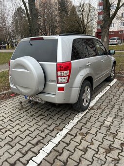 Suzuki Grand Vitara 1.9 DDiS 4x4 - 2