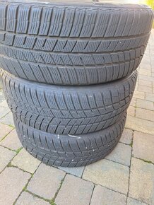 Predám 3ks zimné pneumatiky BARUM 215/45 r18 - 2