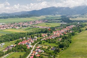 NA PREDAJ starší rodinný dom v obci Trstené s pozemkom 2176m - 2