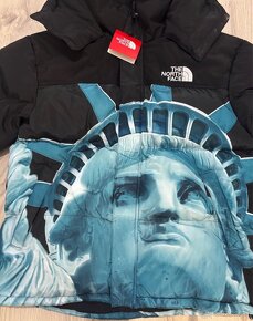 Supreme X The North Face Bunda - 2