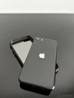 Predám iPhone SE 2020 128GB – Top stav, s obalom zadarmo - 2