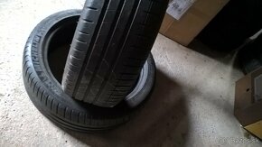 2 ks LETNÉ 215/45 ZR18 93Y MICHELIN cca 5-6 mm LEN 25,-€/kus - 2