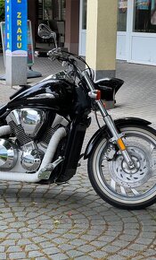 Honda VTX 1300 - 2