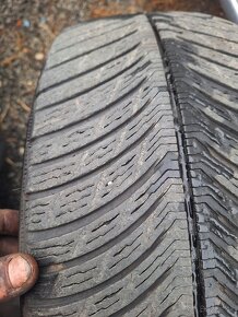 225/55r18 - 2