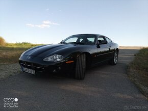 Jaguar XK 8 coupe 4.0 V8 - 2