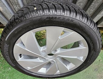 Atraktívna,originálna zimná sada VW - 5x112 R17 + 205/50 r17 - 2