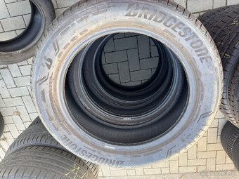 245/50R19 Bridgestone - 2