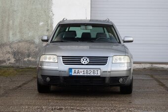 Volkswagen Passat Variant 2.5 TDI Comfortline 4-Motion - 2