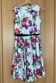 Dámske kvetované šaty - 2