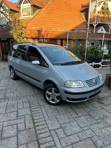 Volkswagen Sharan 85kw 7-miestne - 2