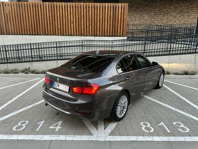 BMW rad 3 316d Luxury A/T 2012 - 2