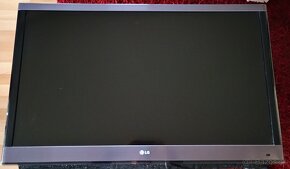 Predám náhradné diely na TV LG 42LV570S - 2