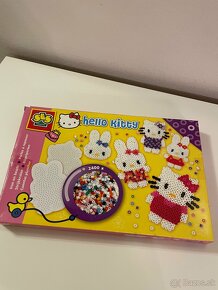 SES Zažehľovacie korálky Hello Kitty-2400 ks - 2