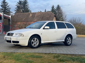 Škoda Octavia Combi - 2