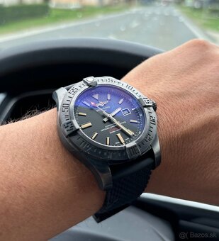 Breitling Avenger Blackbird 48 - 2