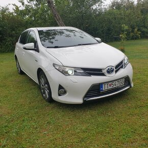 Toyota auris 1.8 hybrid - 2