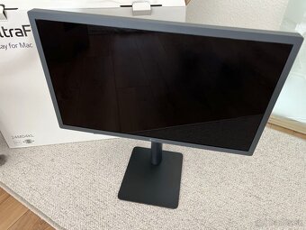 Predám UltraHD IPS LED Monitor | LG UltraFine 4K | 24MD4KL - 2