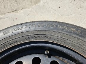 215/70 R 16 zimné - 2