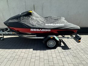 Skútr vodní Sea-Doo RXT XRS 3-up 325hp červený - 2