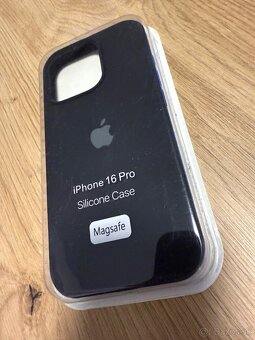 Magsafe silikonovy obal na Iphone 16Pro - 2