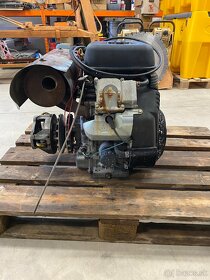 Motor VANGUARD 35 HP - 2