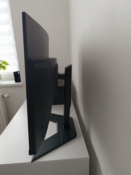 Monitor Gigabyte M32QC - 2