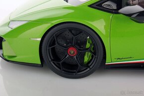 LAMBORGHINI HURACAN PERFORMANTE | MR Collection 1/18 - 2