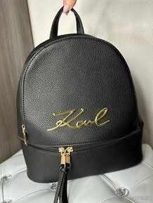 Karl Lagerfeld ruksak čierny zlatý napis - 2