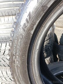 Zimné penu Jazde s hrotmi 225/50 R17 - 2