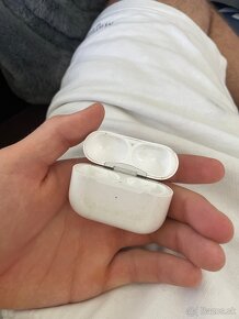 Predam prazdnu krabicku od airpods 2 pro - 2