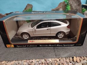 prodám model 1:18 mercedes benz c class sportcoupe - 2