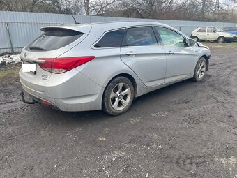 Hyundai I40 1.7CRDI 85kw, r.2012, klima, navigace, kůže - 2