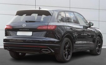 Volkswagen Touareg 3.0 TDI 4Motion R-Line BlackStyle LUFTFE - 2