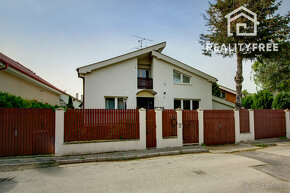 Predaj 7i RD 230m², 2x garáž, pozemok 580m², BA-Vrakuňa. - 2