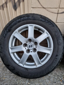 Alu disky Hyundai 5x114,3 7Jx16H2 + zimné pneu 215/65 r16 - 2