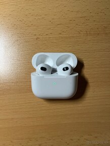 Apple AirPods 3 - 2