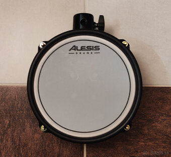 2-zónový pad ALESIS Strike Pro II - 8'' - TOP stav  - 2