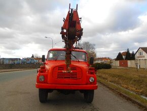 Tatra 148 autojeřáb AD 20 - 2