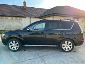 Mitsubishi Outlander 2.2 DI-D 4x4 7miest webasto navi xeno - 2